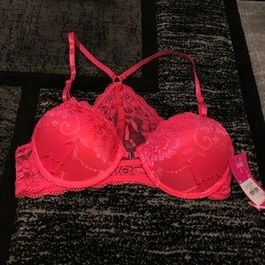 YMI  pink front close bra