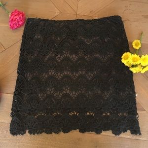 [Lush] Crochet Lace Mini Skirt
