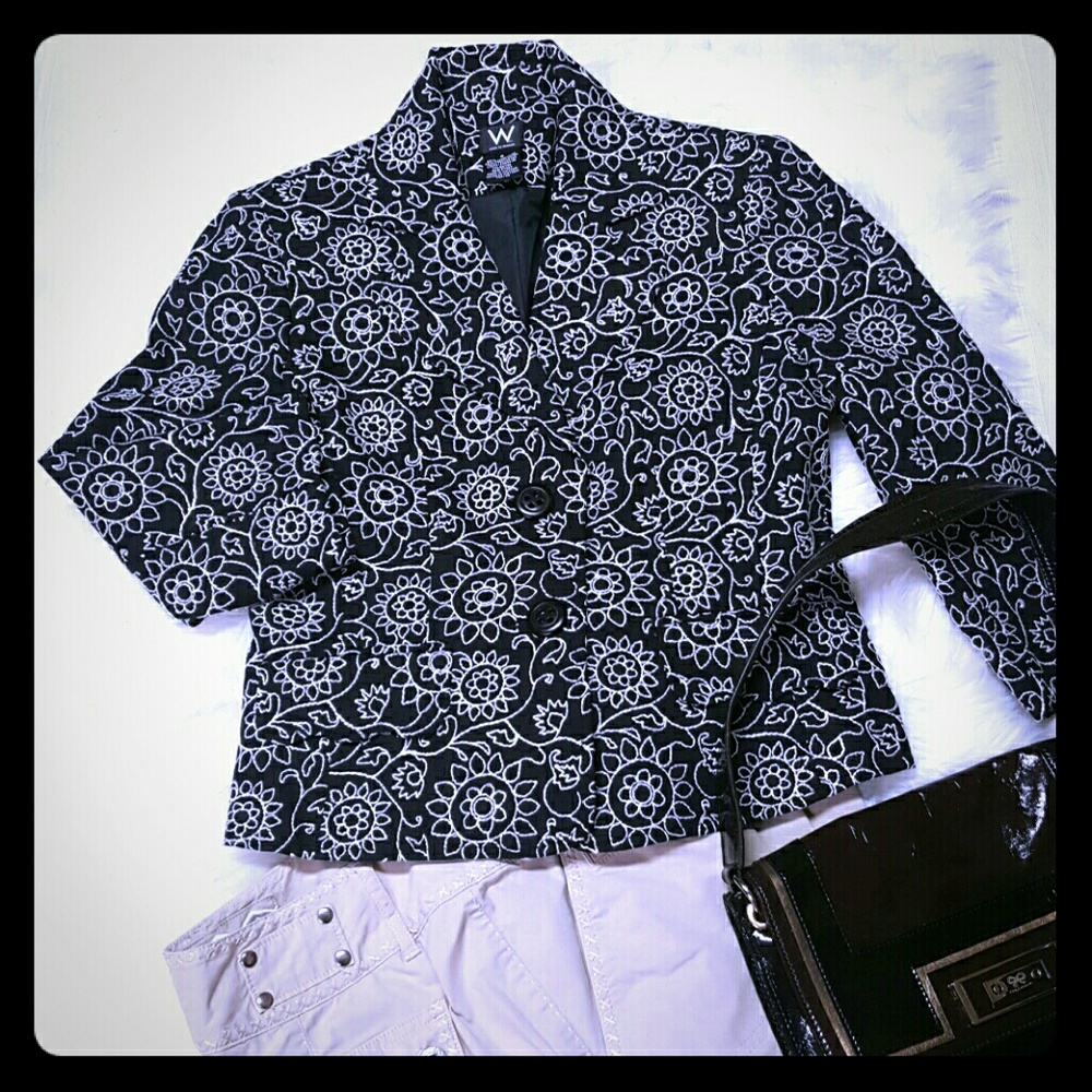 W Work to Weekend embroidered blazer