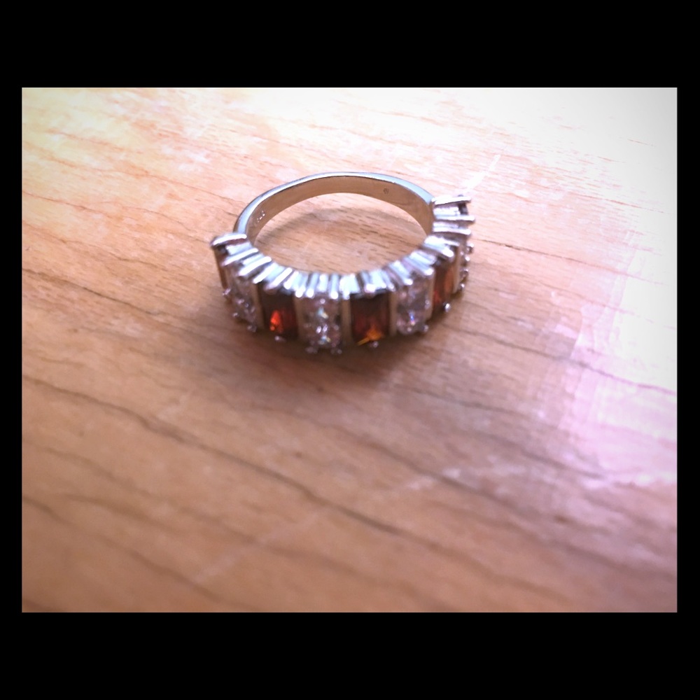 Size 7 faux garnet and cz ring