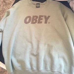 Women's L Obey Crewneck