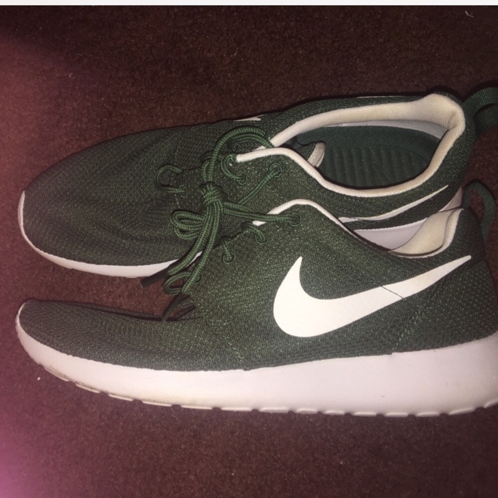 Nike Roshes