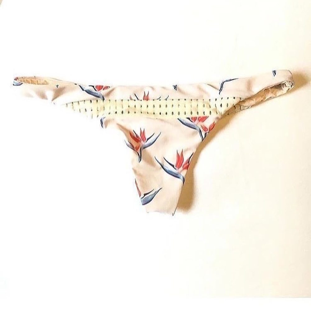 acacia bottoms