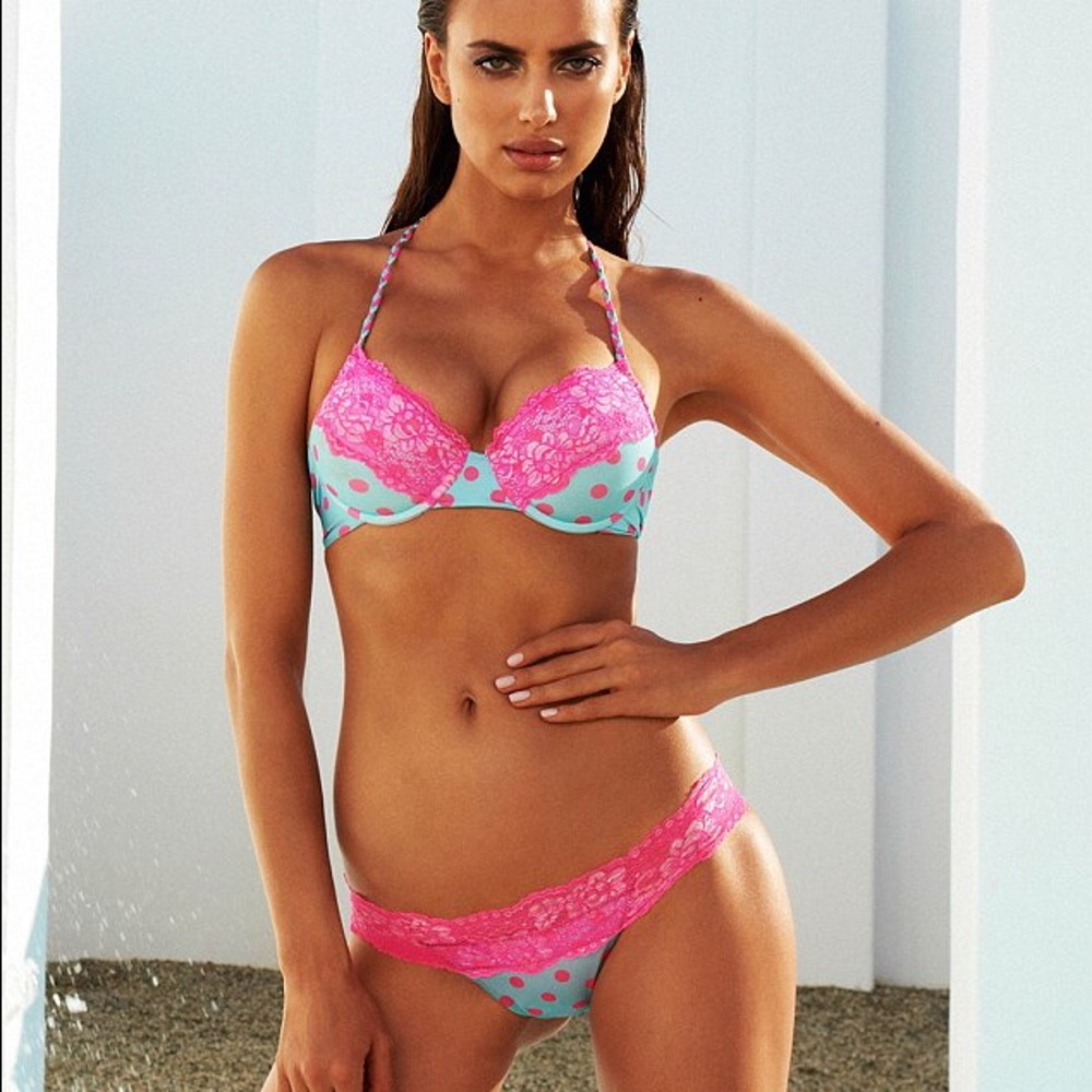 NWOT Beach Bunny Bikini Set