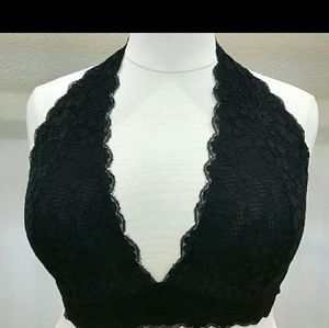Plus size halter lace bralette