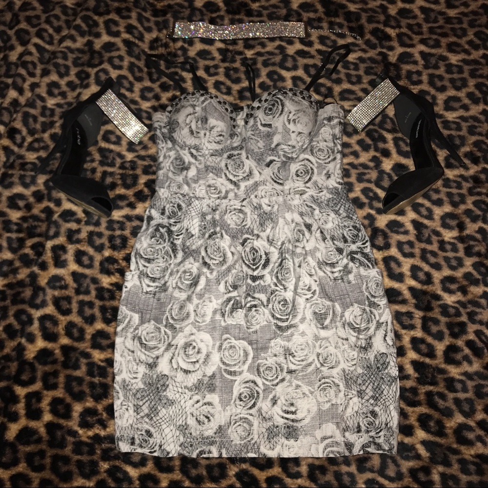 🔥🔥'"GUESS" Flower Print Mini Dress Sz 5🔥🔥
