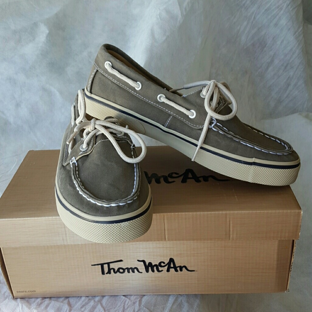 Thom McAn Burnham Boat Shoes