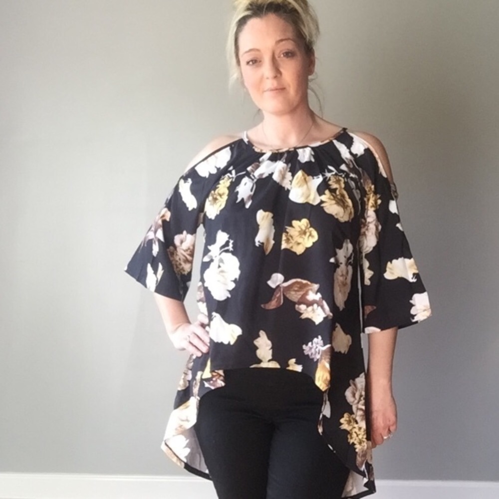 Floral Cold Shoulder Top - Picture 3 of 7