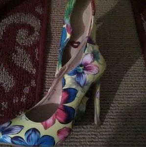 Floral shoes