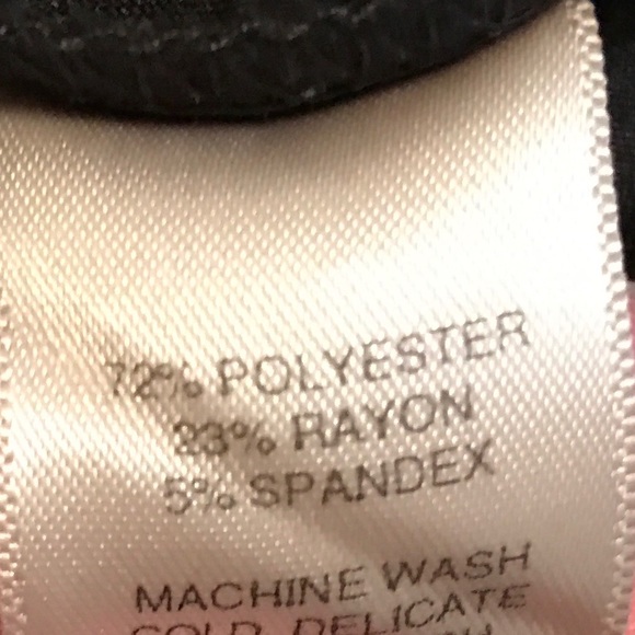 White House Black Market Mid-Rise  Capris - 2 - Picture 8 of 8