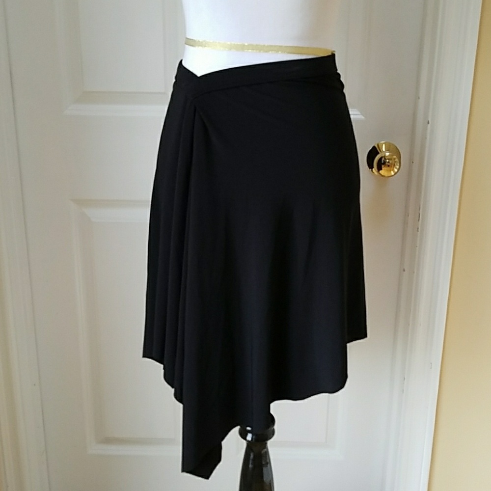 Vintage Amy Byer asymmetrical black skirt. Juniors size S.