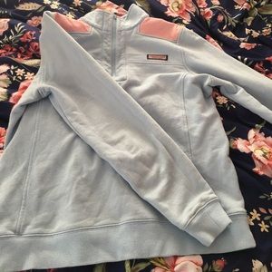 Vinyard vines sweatshirt