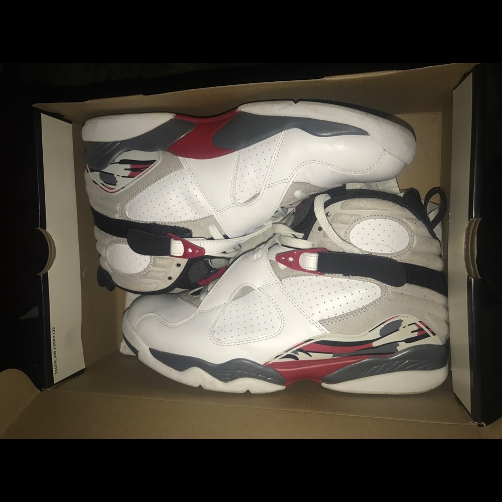 Retro jordan 8s bugs bunny