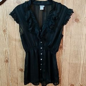 ♀NWOT Daytrip Button Down Blouse♀