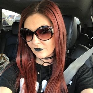 Meet your Posher, Janelle