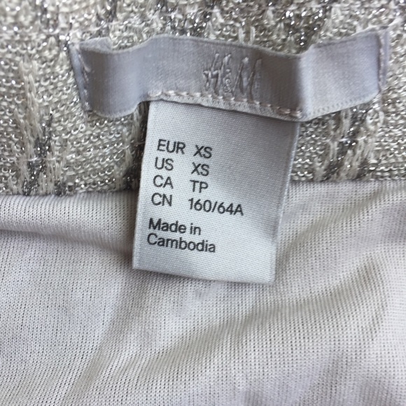 H&M Silver Stretch High-Waisted Mini Skirt - Picture 3 of 3