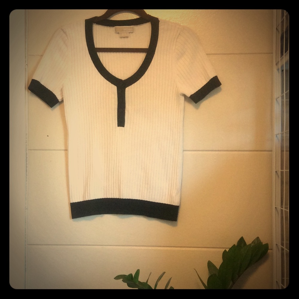 Fitted, Cream & Black Michael Kors blouse,  MEDIUM