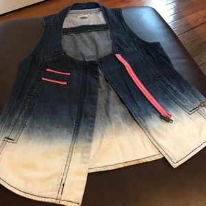 Gimmicks ombré vest