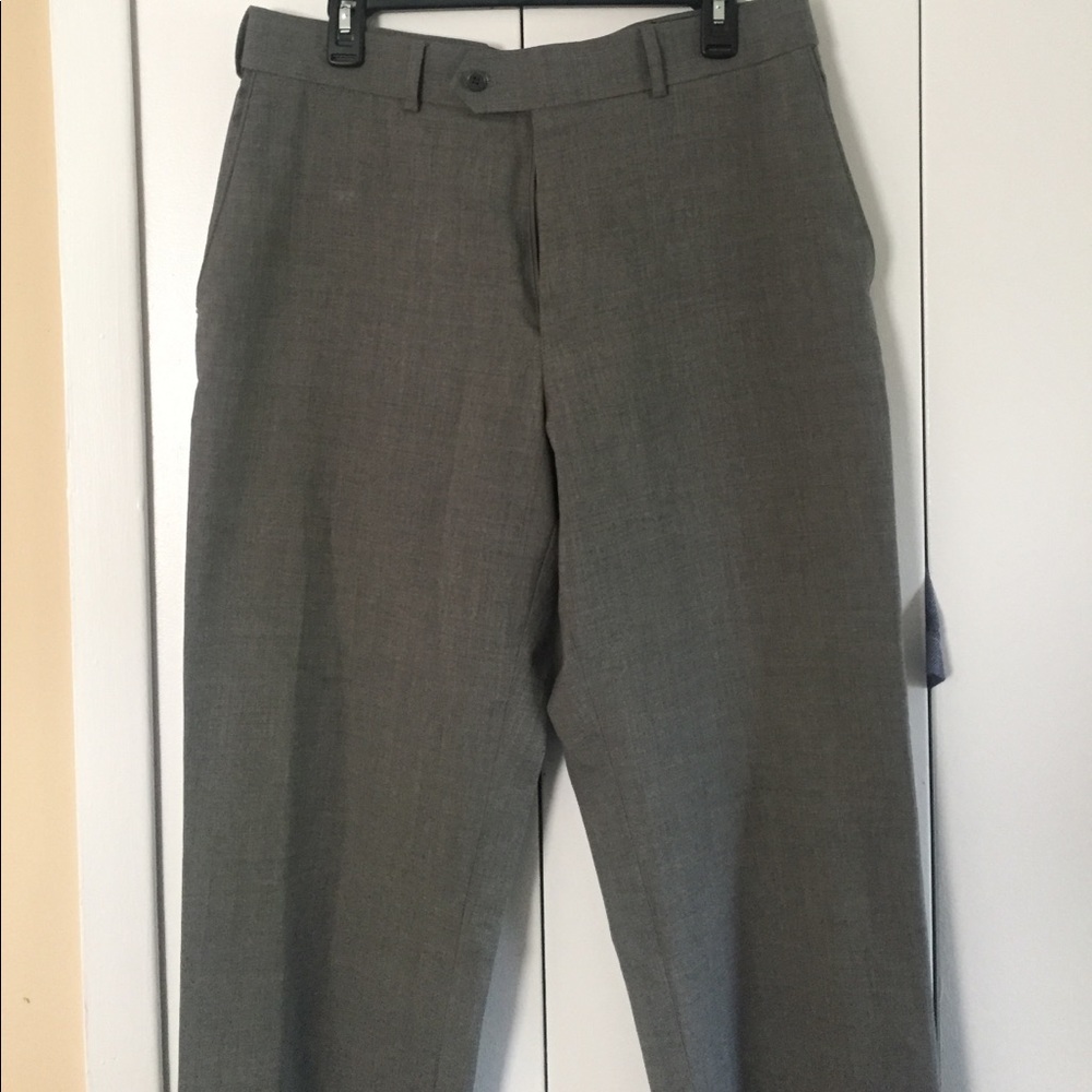 Stafford light gray dress slacks W34 L32