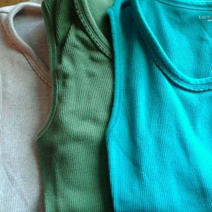 Set of 3 Laura Scott Tanks Tops