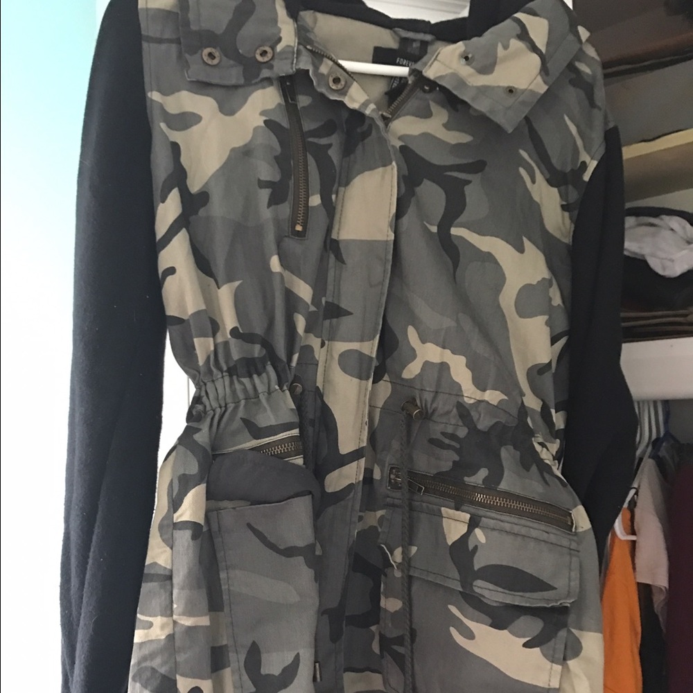 Forever 21 Medium Camo jacket