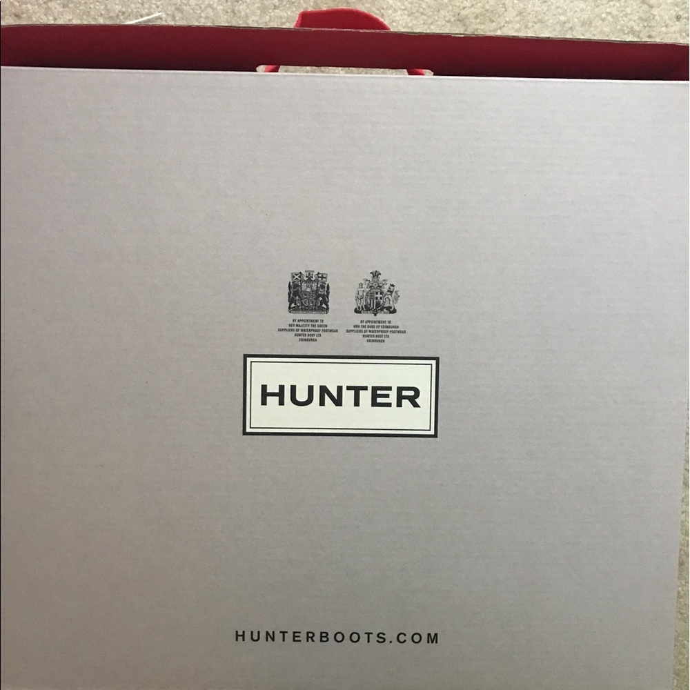 Hunter short rain boots size 8