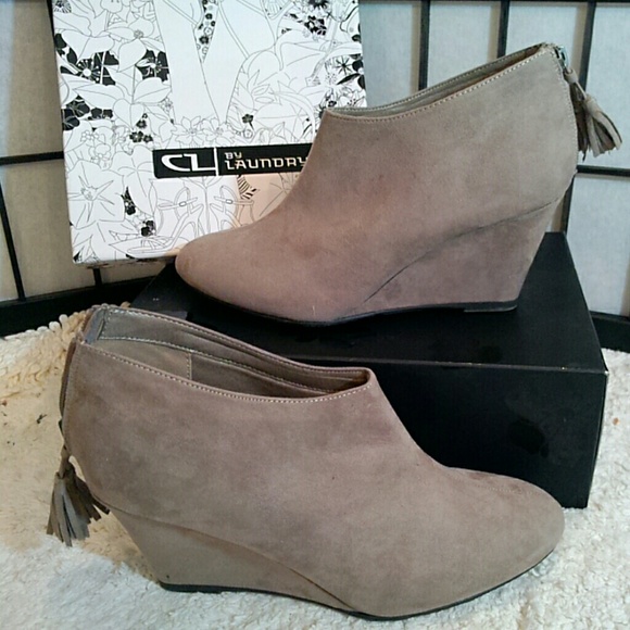 Chinese Laundry Shoes - Chinese Laundry dk taupe wedge bootie