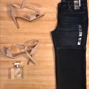 NWT Curvy Bootcut Jeans