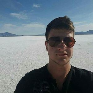 Meet your Posher, Justin