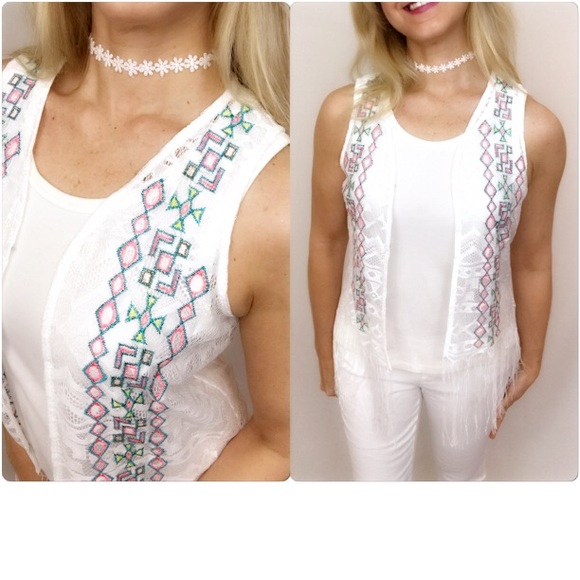 Bohemian Chic Fringe Lace Vest Small - Picture 3 of 8