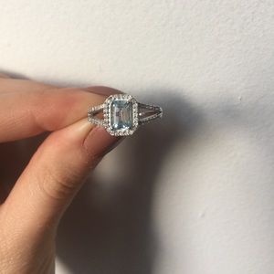 Sterling Silver Ring with Aquamarine Stone