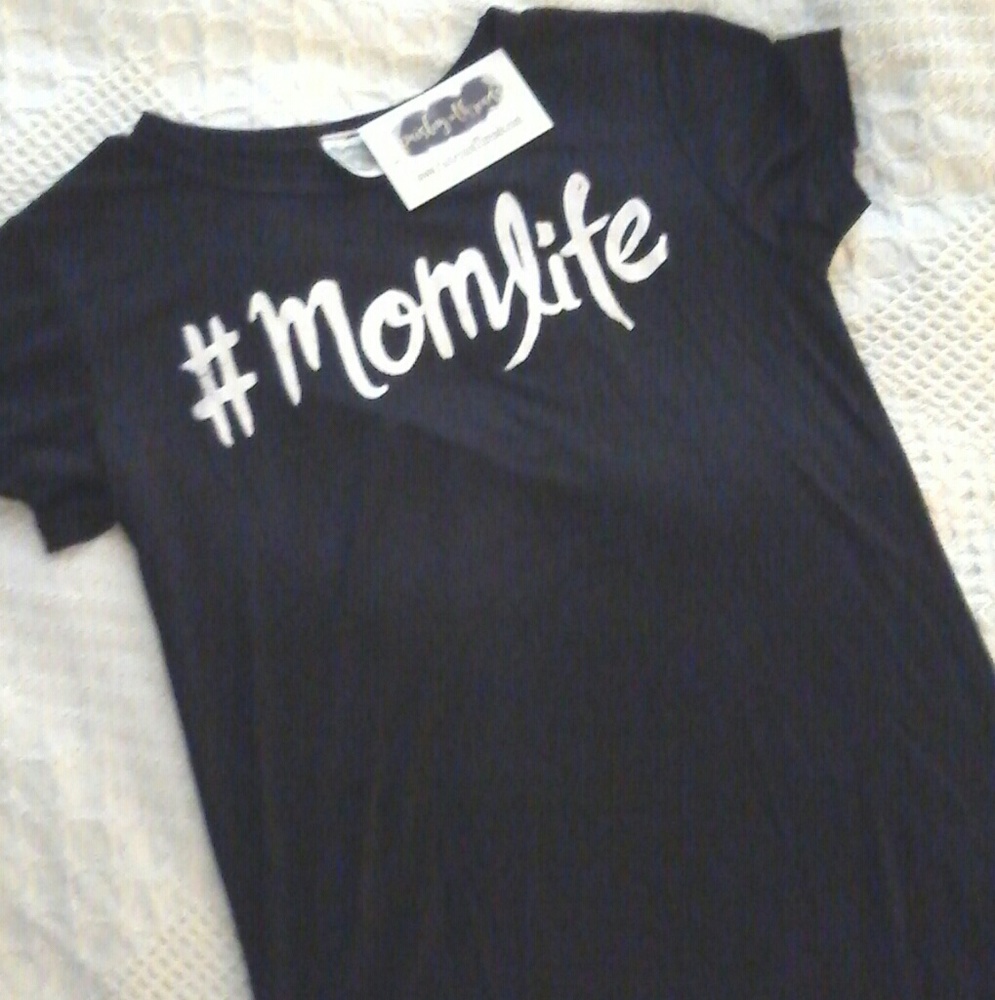 Paisley and Threads #MOMLIFE Tee