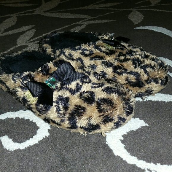 Shoes - 🎈SALE Women's Animal Print Slipper's