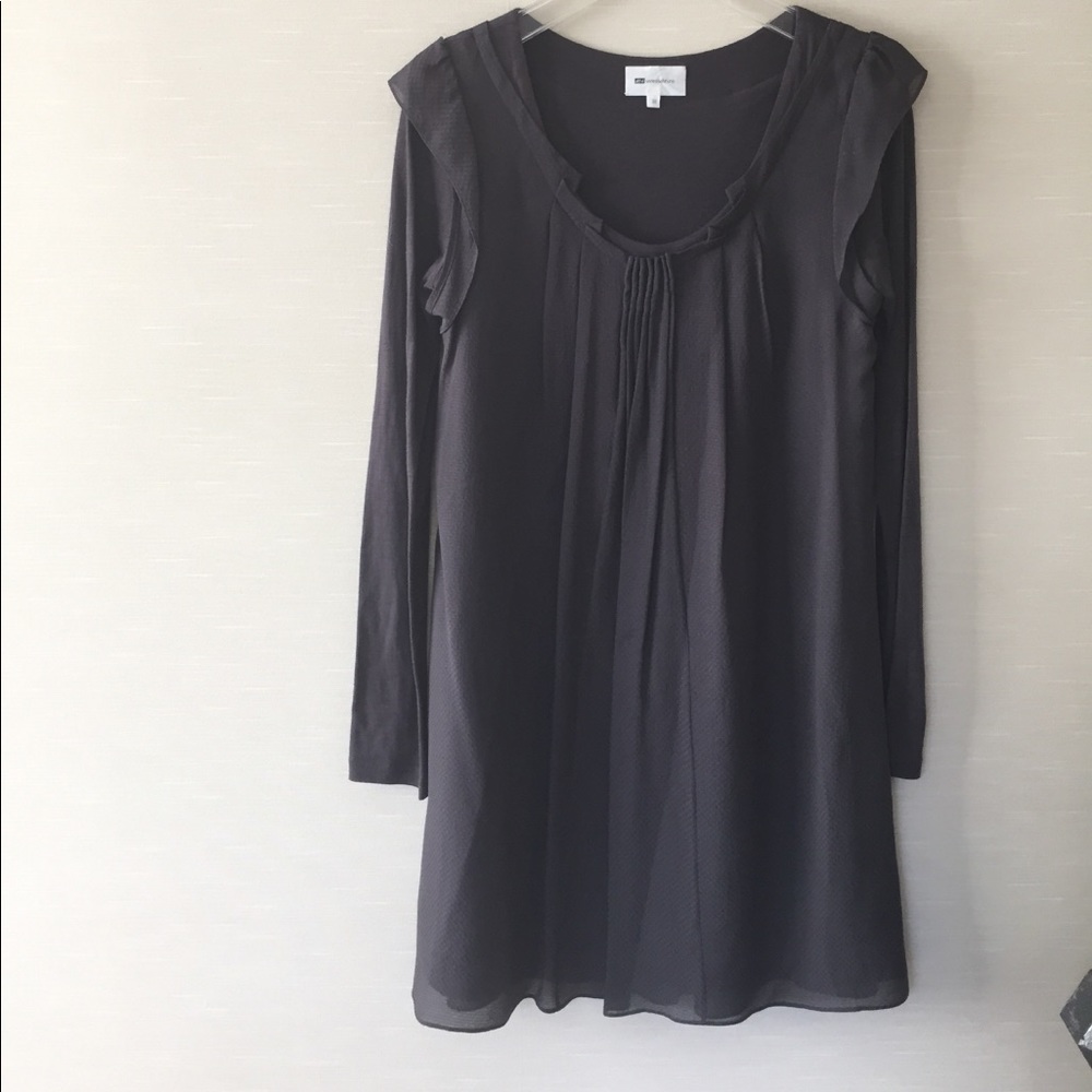 Vanessabruno dress. Scoop neck dress in grey