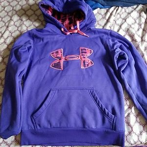Under armor sweat shirt size xs