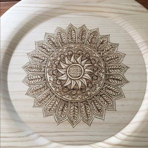 This is a woodburning on a plate