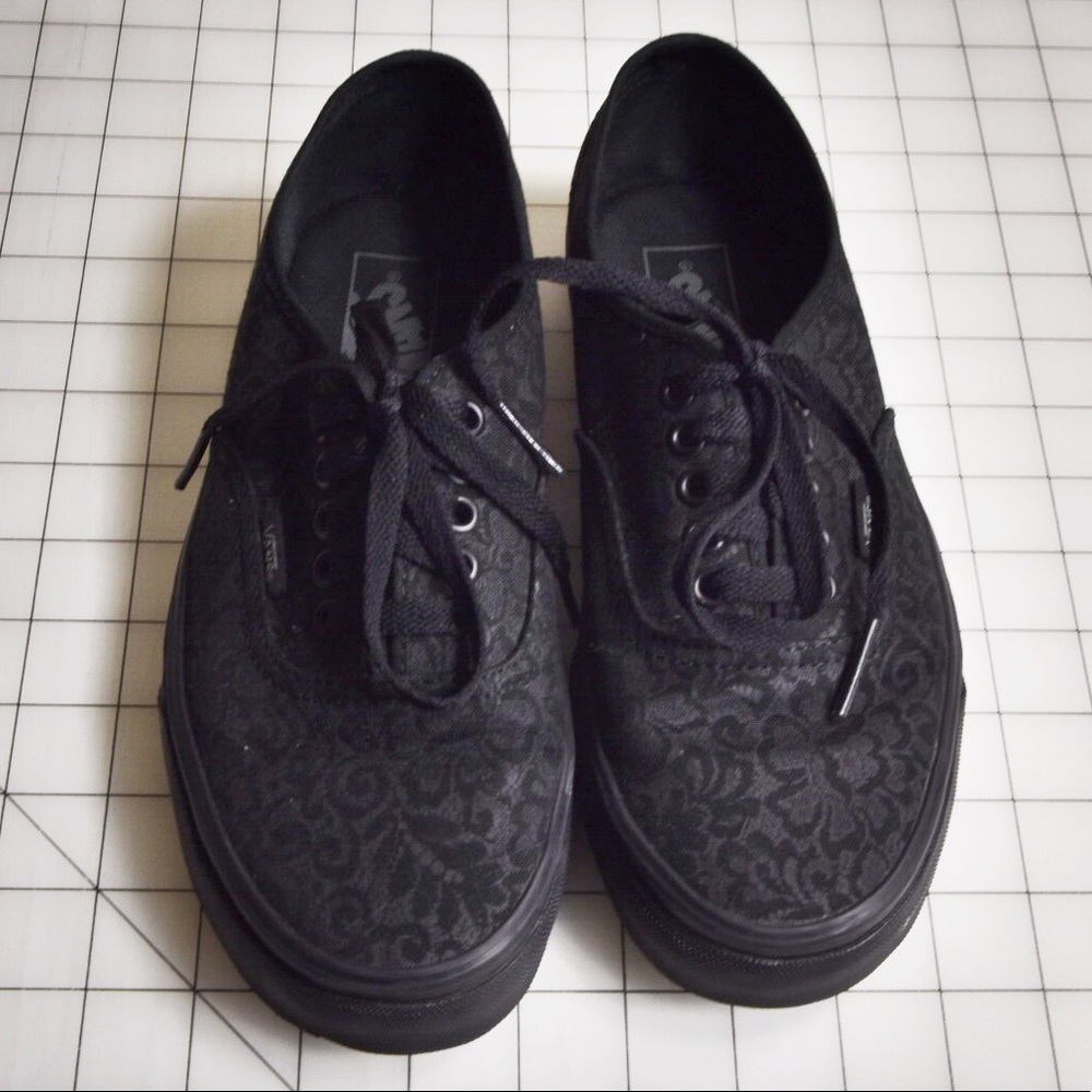 Van Authentic