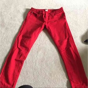 Red skinny pants