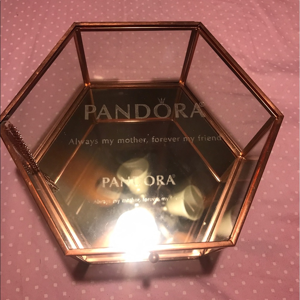 ‼️SALE‼️Pandora Mother's Day jewelry box