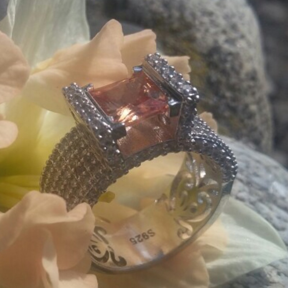🔶AMAZING RING 🔶 - Picture 4 of 4