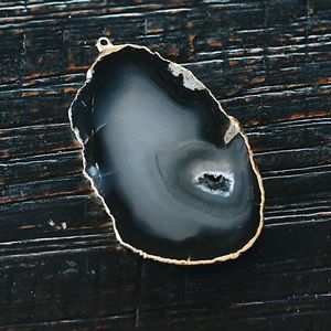Polished Agate Gold Plated Pendant