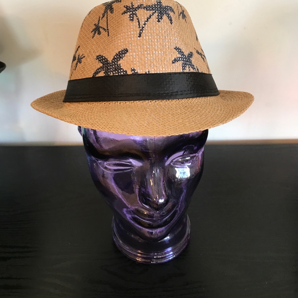 BNWOT PALM TREE ๐ด PATTERNED FEDORA - Picture 2 of 4