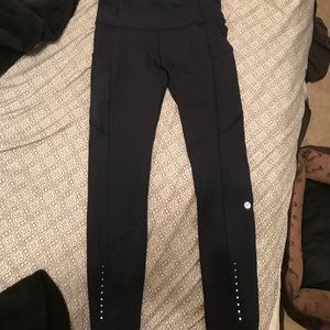 Lululemon Fast and Free 7/8 Length Navy Pant