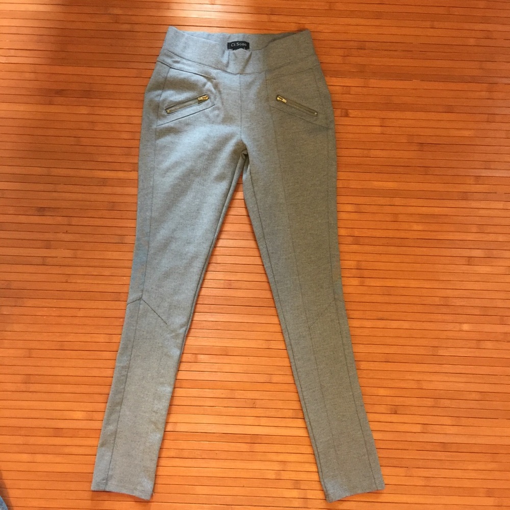 Grey leggings