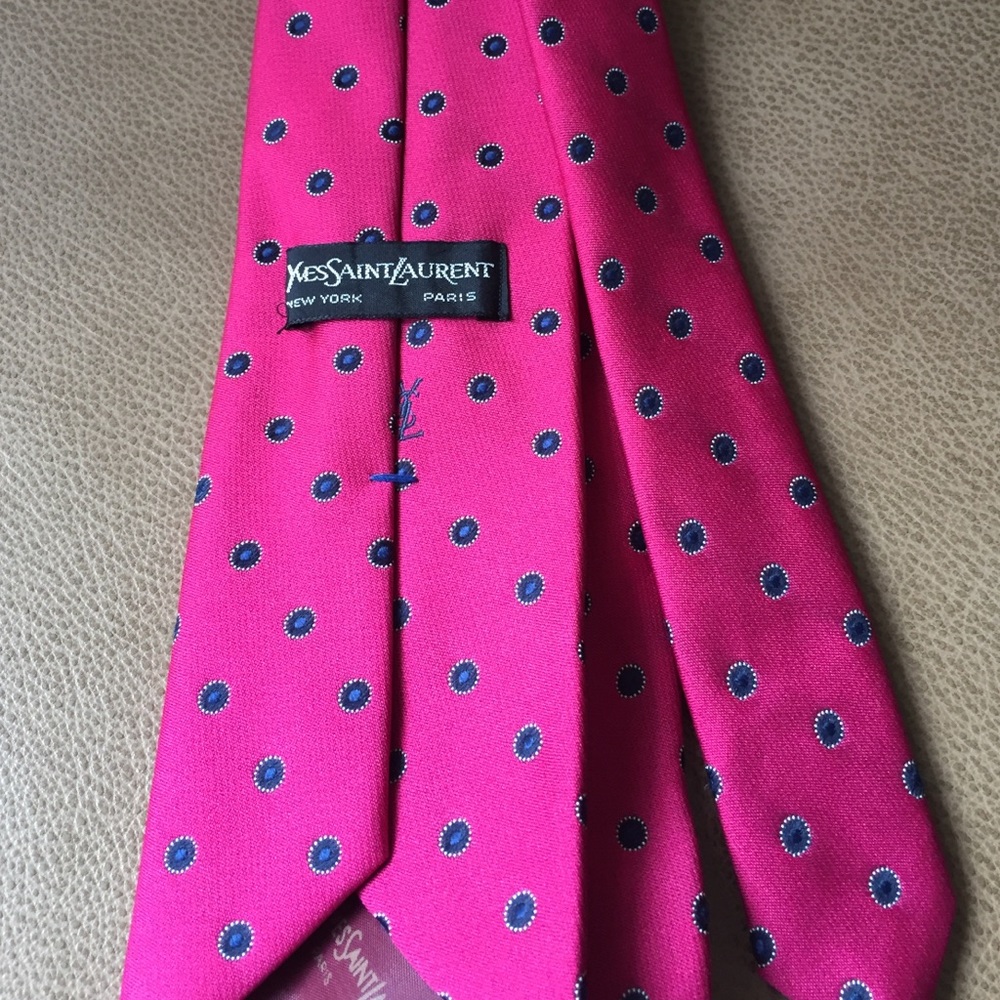YSL tie - Picture 3 of 3
