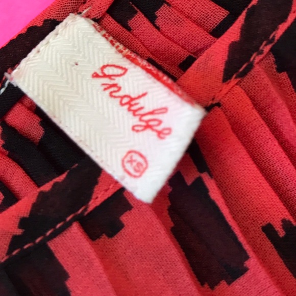 💙Summer top 💙 - Picture 2 of 2