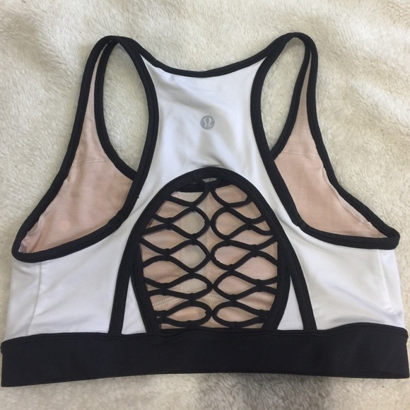 Lululemon sports bra! - Picture 2 of 4