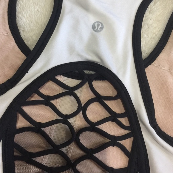 Lululemon sports bra! - Picture 4 of 4