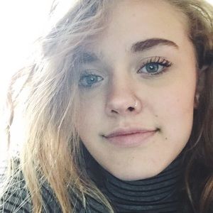 Meet your Posher, Mikayla