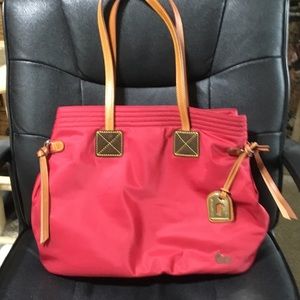 Dooney and Bourke tote purse